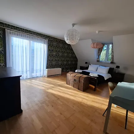 Tuterra Iii Apartment Dluzec (Olkusz)