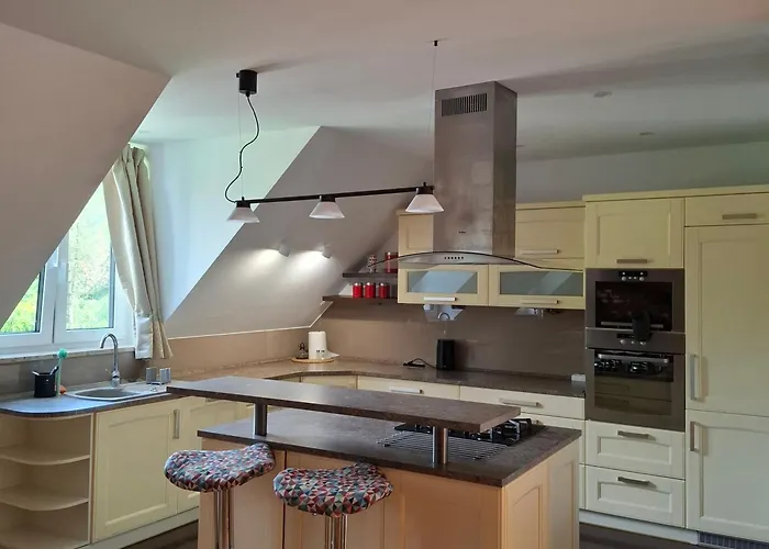 Tuterra Iii Apartment